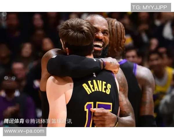 里夫斯回忆外婆因詹姆斯吼他而生气自曝母亲更严厉让人印象深刻 里夫斯回忆外婆因詹姆斯吼他而生气自曝母亲更严厉让人印象深刻